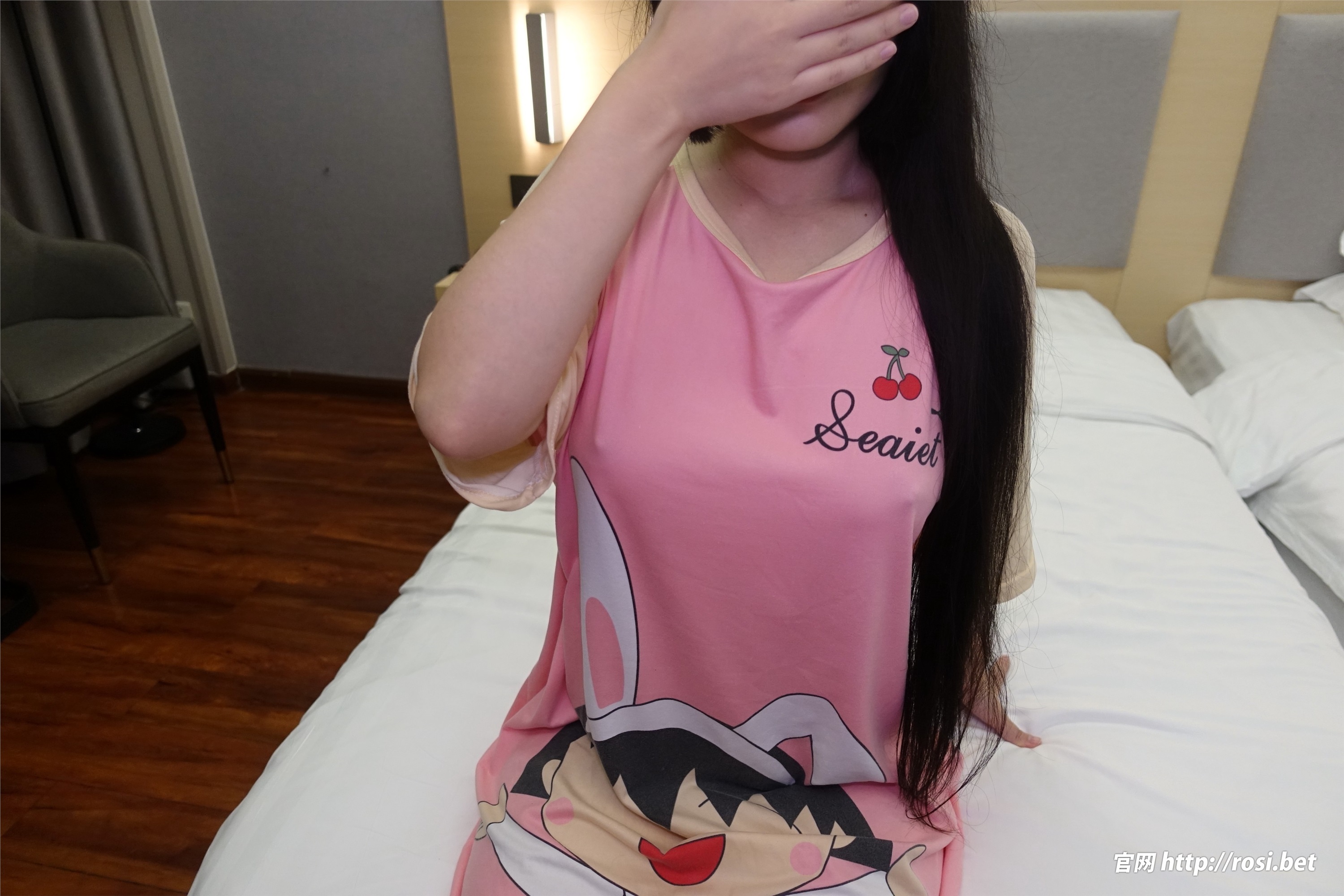 ROSI写真 2023.11.18 NO.4366